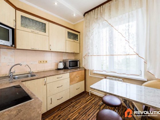 Без комісії. Продаж 3к квартири 73.3м2, вул.Ореста Васкула 49 Святошинський р-н, єВідновлення