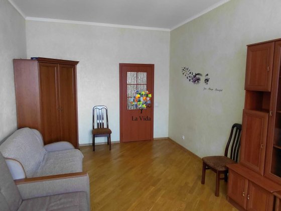Продаж 1к квартири Градинська 1