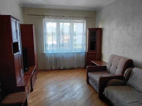Продаж 1к квартири по вул. Градинська, буд. 1, Деснянський район, Троєщина