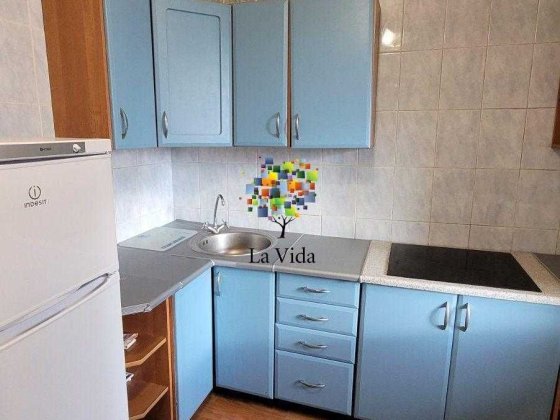 Продаж 2к квртири Червоної Калини 28
