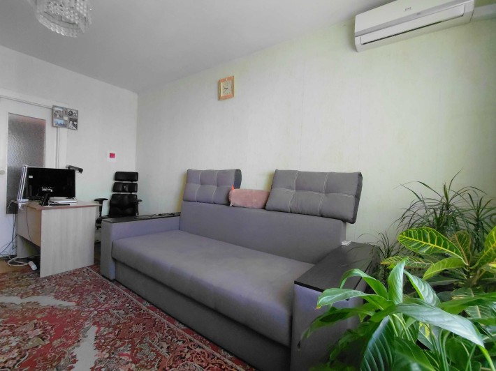 ПРОДАМ 2к квартиру 56 м2 Героїв Дніпра 42. Серія Т2 Жилий стан Консьєрж Метро 8 хв - фото 1