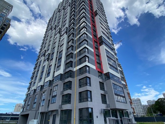 3-кімнатна квартира, 91 кв.м., 7 квартал / Варшавський м-н, Ретровіль