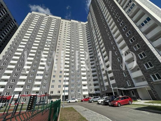 2-кімнатна квартира з ремонтом, зданий будинок, ЖК Деснянський