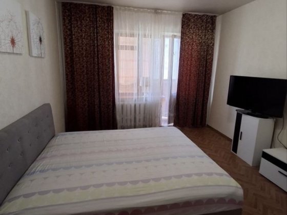 Продаж 1 к квартира метро Героів Дніпра