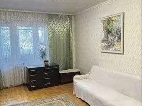 Продаж 2-к квартири вул. Тростянецька 4 Київ