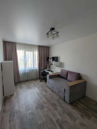 Продаж 2-к квартири Харківське шосе 56 - фото 1