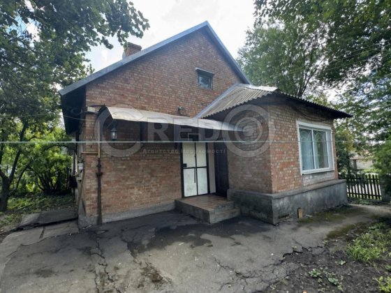 Продаж домоволодіння із великою ділянкою Кривой Рог