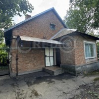 Продаж домоволодіння із великою ділянкою Кривой Рог