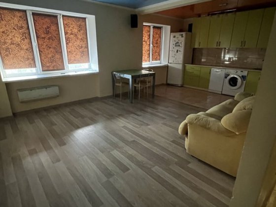 Продам квартиру 2 ком. Білгород-Дністровський