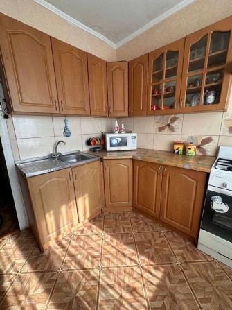 Продається 2 кімнатна квартира в місті Охтирка мікрорайон Дачний - фото 1