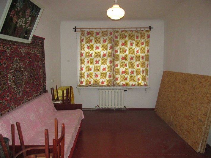Продам 3 кімнатну квартиру по вул. Миру ( Перемога р-н 10 школи) - фото 1