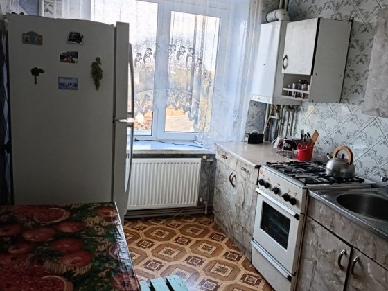 Продам 4 кімнатну квартиру Бердичів