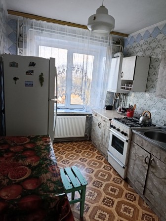 Продам 4 кімнатну квартиру - фото 1
