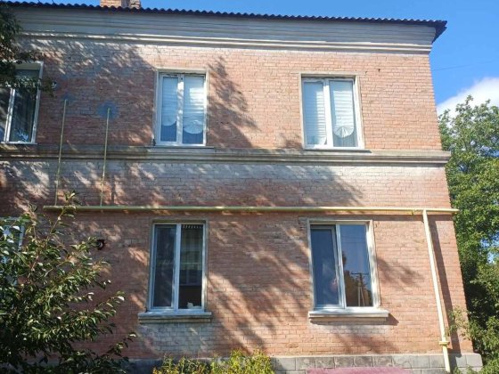 Продам двокімнатну квартиру пл. Покровська Олександрія