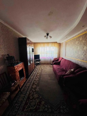 Продам трикімнатну квартиру - фото 1