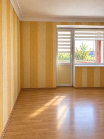 Продам 2х кімнатну квартиру в центрі міста ( торг ) - фото 1