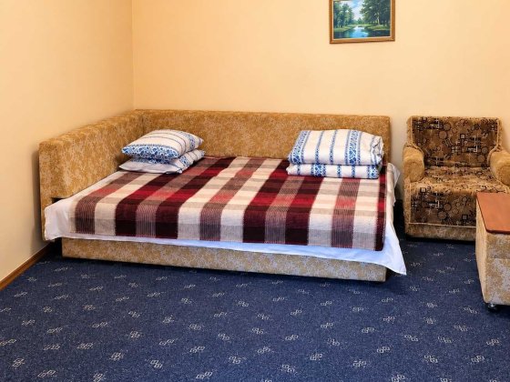 Продам 2-кімнатну квартиру в самому центрі міста