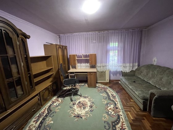 Продається 2-х кімнатна квартира в центрі м.Виноградів
