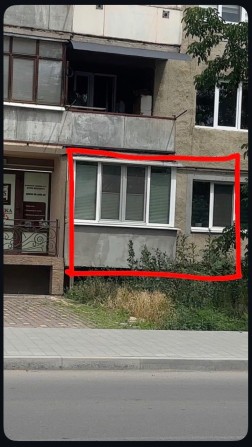 Продається 3-кімнатна квартира 68 кв.м. на 1-му поверсі — вул. Миру, 72 - фото 1
