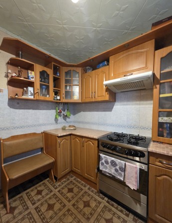 Продам трикімнатну квартиру на другому поверсі - фото 1