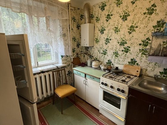 Продам 3х.ком.квартиру1/5! Каменское