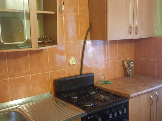Продам  1к.   квартиру .