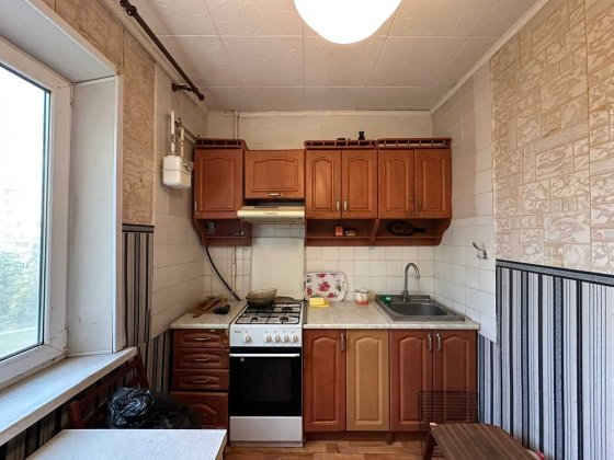 ПРОДАЖ 3-КІМН. З ХОЛОМ, 9 мкрн (лівий берег) Каменское