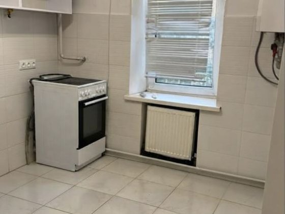 продам однокімнатну квартиру