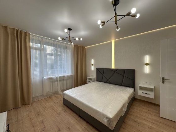 ПРОДАЖ шикарної двокімнатної квартири в центрі міста. Каменское