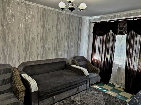Продам 1 кімнатну квартиру. Каменское