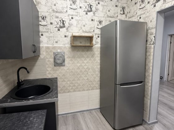 Продам 2-комнатную квартиру в центре Кам'янське
