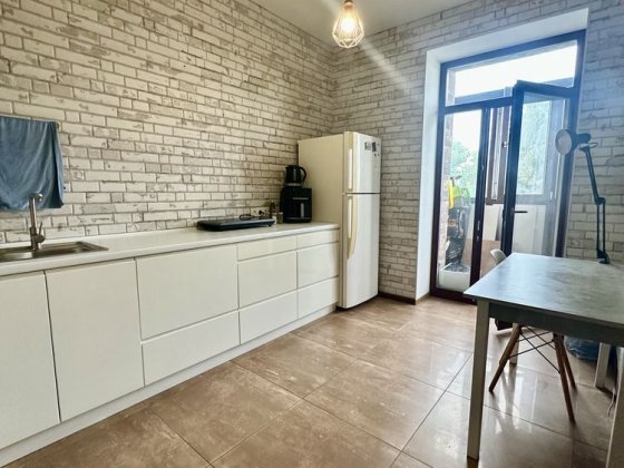 Продам 1-к квартиру 52м2 ул. Арсеничева