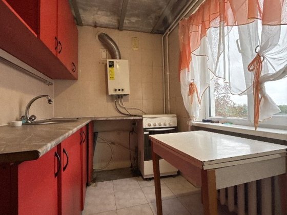 Продам 2 км.квартиру возле проспекта Гимназический (Пелина) Каменское