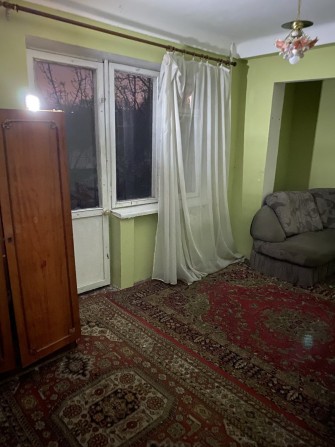 Продам 1ком 4/5 рн Ц.Парку +Долги 2000$ Вар обмена на Авто+ допл - фото 1