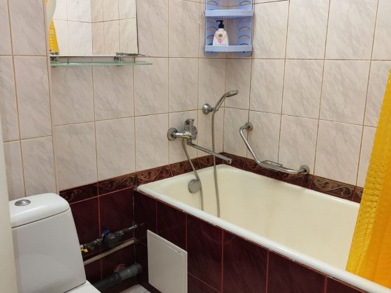 Власник. Сертифікат. 2 кім квартира газова автономка+ техніка/меблі  правий берег центр Каменское
