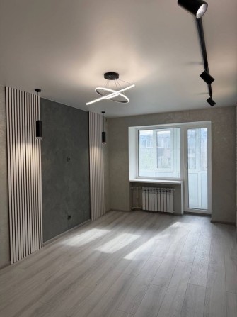 Продам свою квартиру в центре с Евро рементом - фото 1