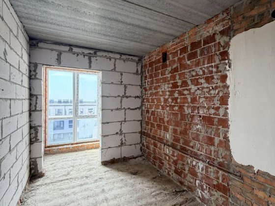 2 Кімнатна Квартира біля Парку в Новобудові , на ремонт вже можна ! Гостомель