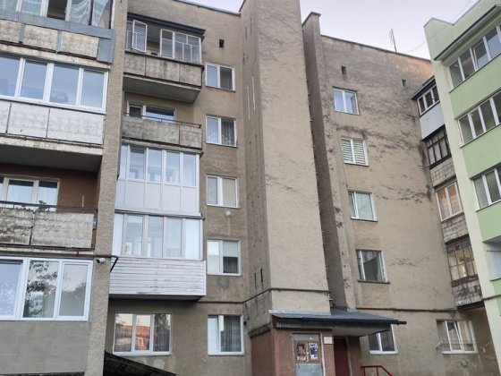 3-х кімнатна квартира від власника м.Долина( Хмельницького 15) Долина