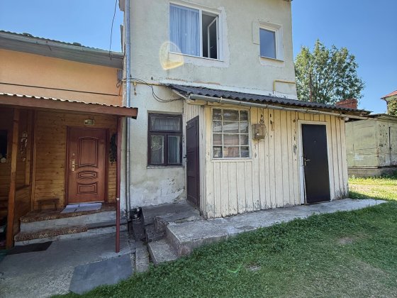 Квартира з окремим входом в м. Долина Долина