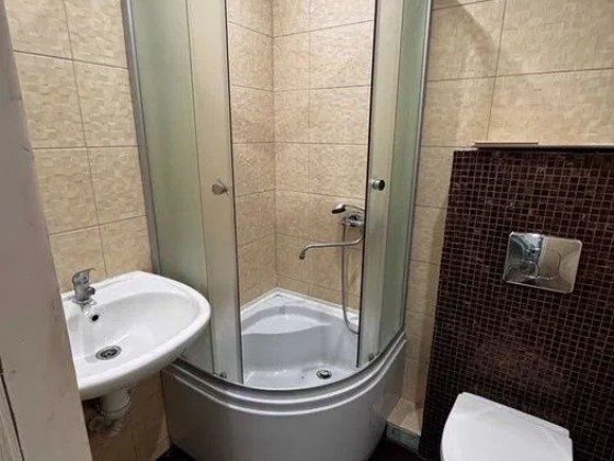 Продам квартиру, возле парка