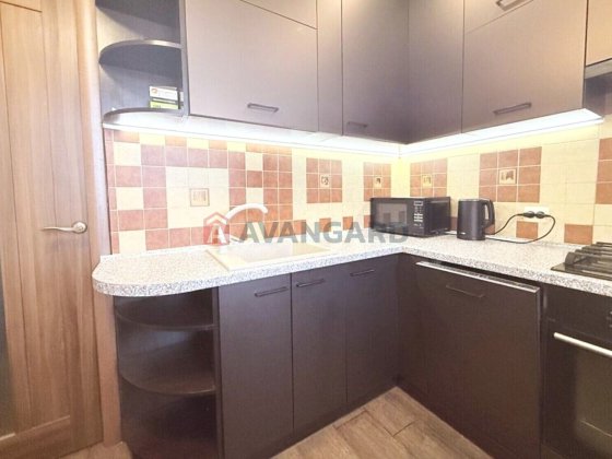 Шикарна 3к. кв. на Лівому березі Каменское