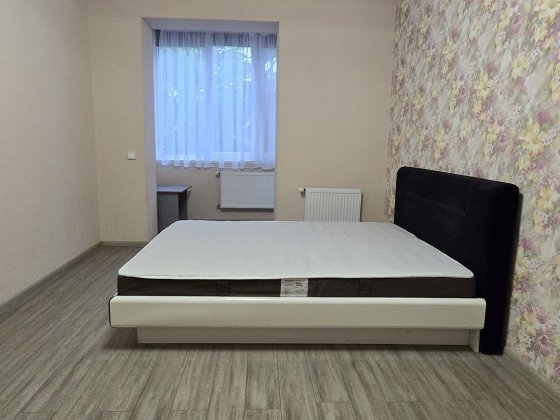 Продам однокімнатну квартиру з усім наповненням за низькою ціною.Зручний другий поверх Гостомель