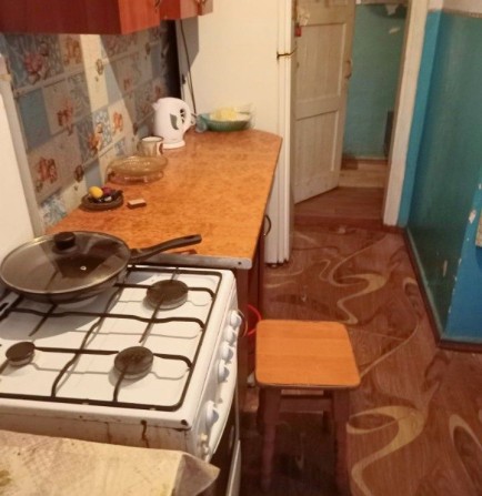 Продам 2х комнатную квартиру центральный рынок - фото 1