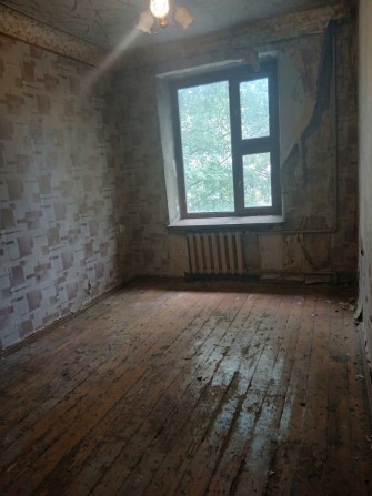 Продам 3-кімнатну квартиру в центрі міста. Сталінка. V. M. - фото 1
