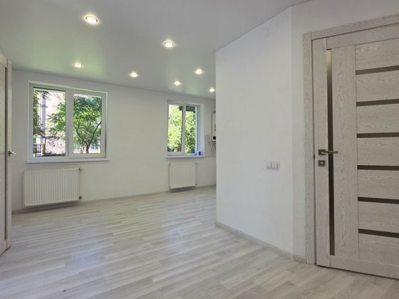 Продаж 2 кімнатної квартири з ремонтом Дрогобич Дрогобыч