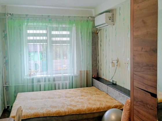 Продам 3к. квартиру . Правый берег. Каменское