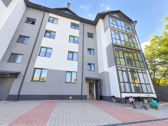 продаж квартири у новобудові Дрогобич