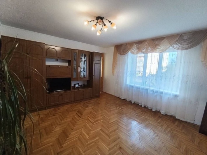 Продається 2-к  квартира в Дрогобичі - фото 1
