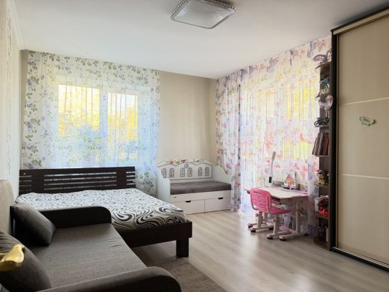 Продам 2 кім квартиру , без комісії Гостомель