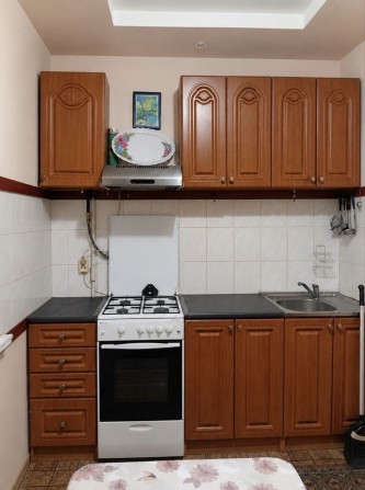 Продам 3-ком.кв на Левом берегу, 5 микрорайон с видом на Лес - фото 1